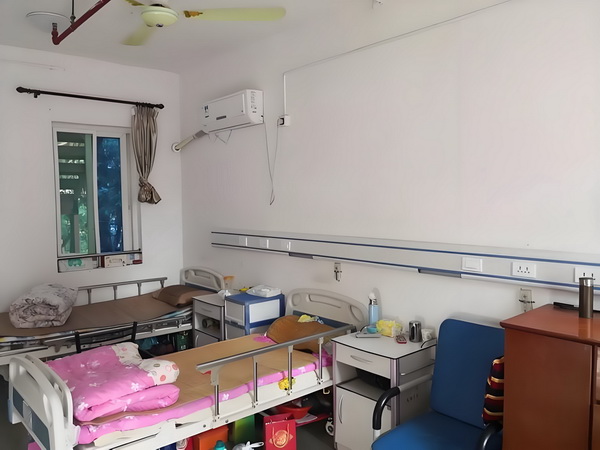 户口从迁入_24年后F4再合体，「最丑」的他迎来口碑大逆转？ 4拨叫来警察济于也无前后事